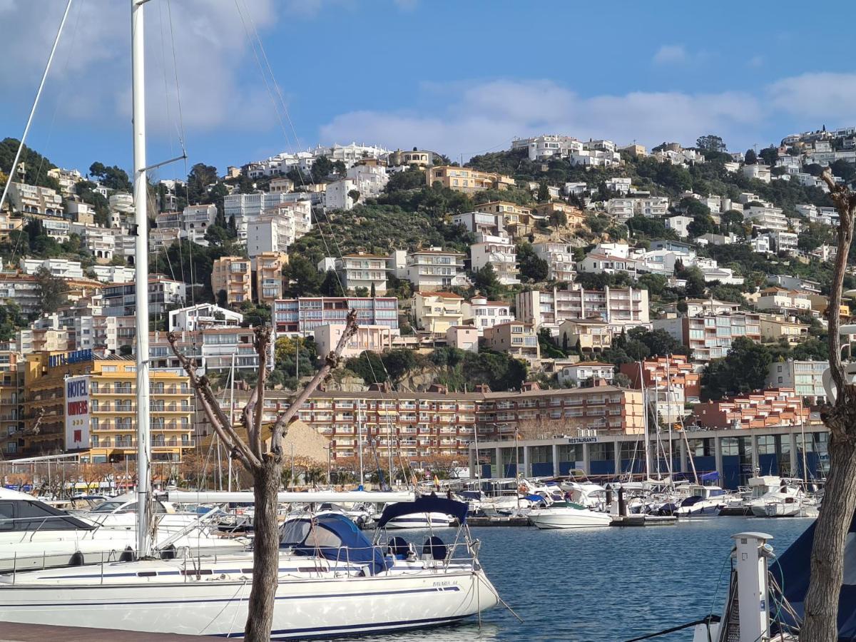 Acogedor Apartamento Vistas Al Mar Ρόζες Εξωτερικό φωτογραφία